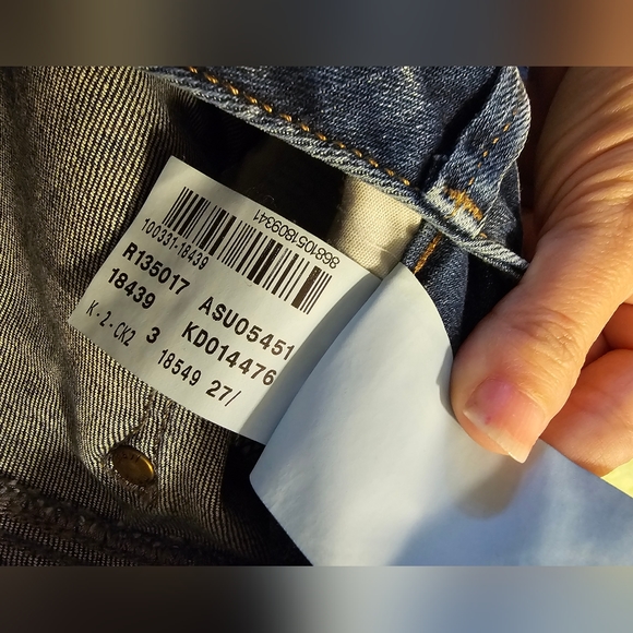 13. MAVI NWT Jean's, Size 27 - Picture 6 of 7